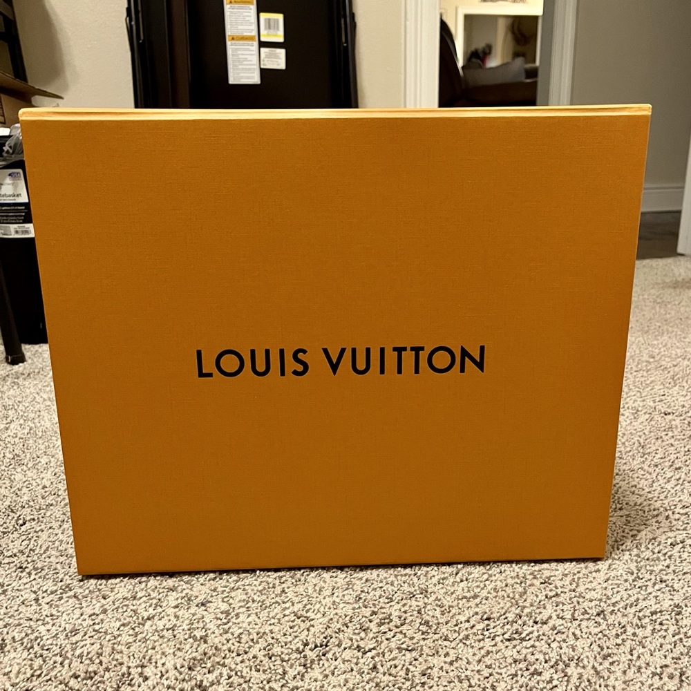 Louis vuitton Box
